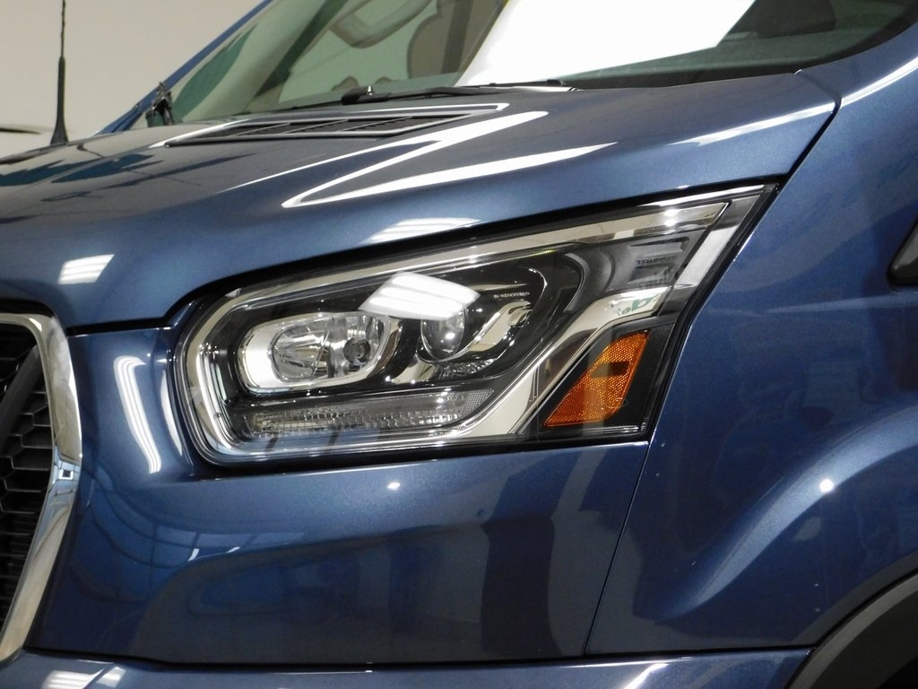 Ford Transit 350 Wagon Low Roof XLT w/Sliding Pass. 148-in. WB 2023