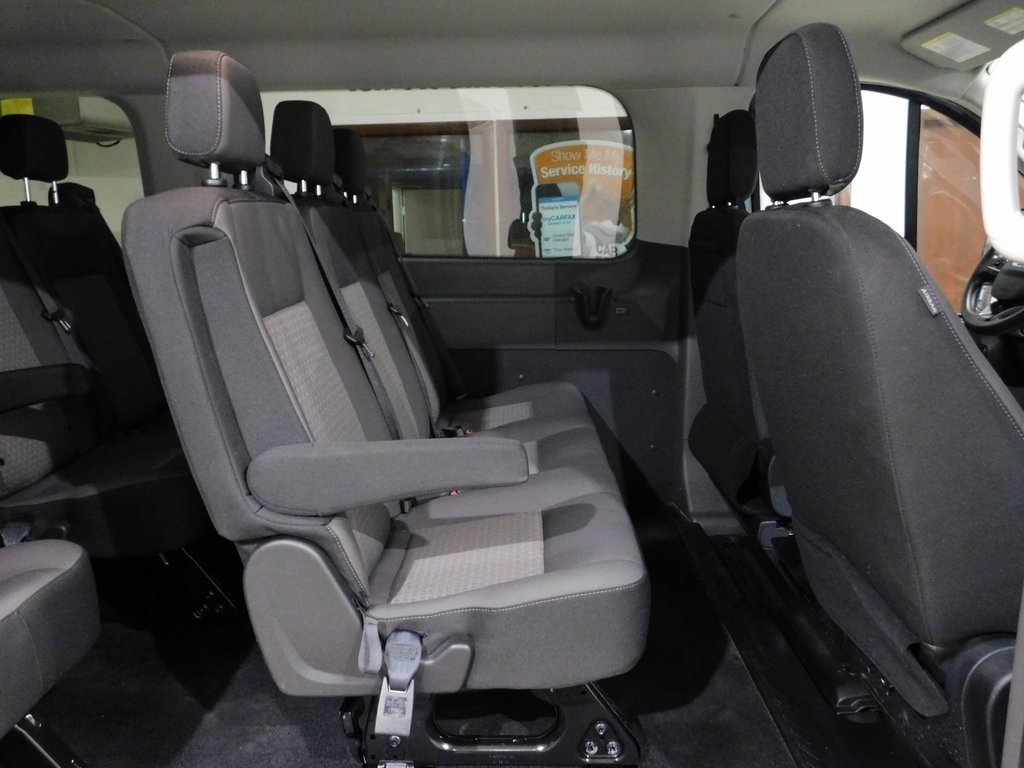 Ford Transit 350 Wagon Low Roof XLT w/Sliding Pass. 148-in. WB 2023