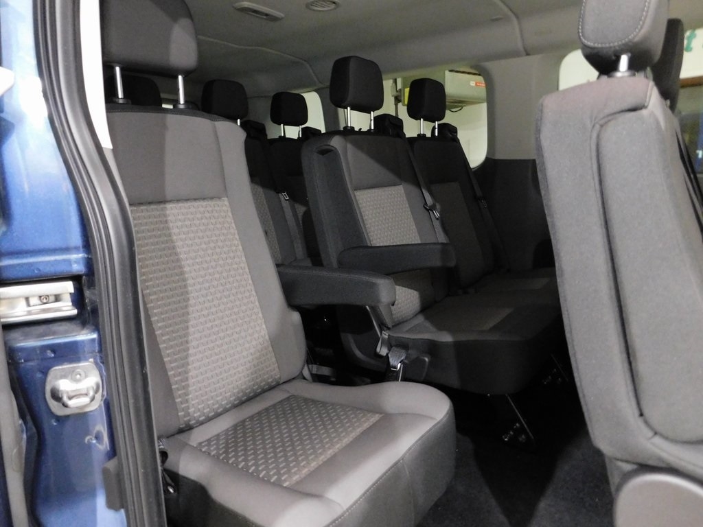 Ford Transit 350 Wagon Low Roof XLT w/Sliding Pass. 148-in. WB 2023