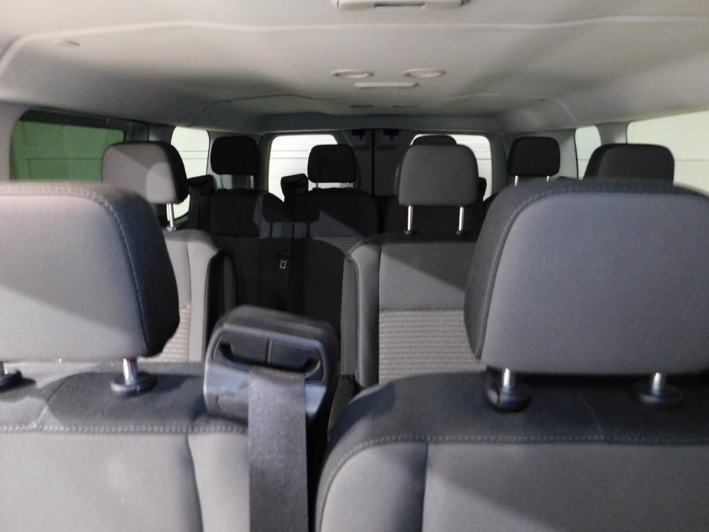 Ford Transit 350 Wagon Low Roof XLT w/Sliding Pass. 148-in. WB 2023