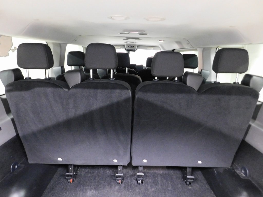 Ford Transit 350 Wagon Low Roof XLT w/Sliding Pass. 148-in. WB 2023