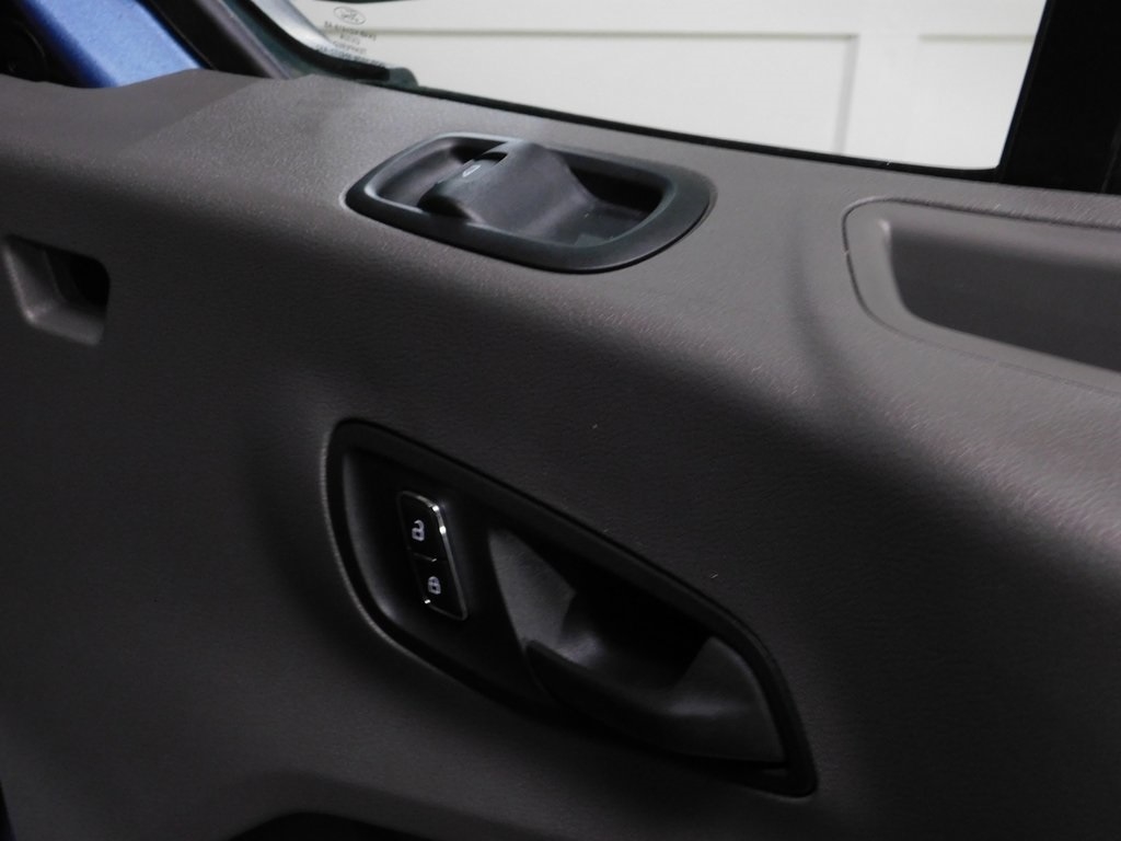 Ford Transit 350 Wagon Low Roof XLT w/Sliding Pass. 148-in. WB 2023