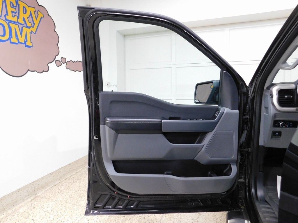 Ford F-150 XLT SuperCrew 5.5-ft. Bed 4WD 2023