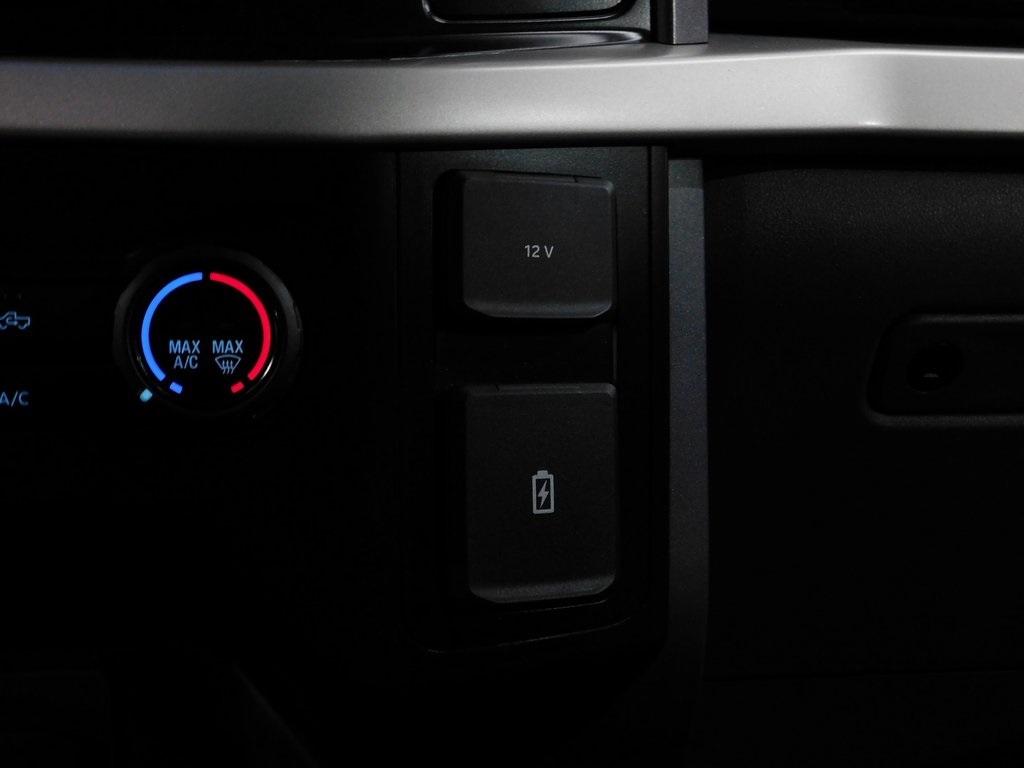 Ford F-150 XLT SuperCrew 5.5-ft. Bed 4WD 2023