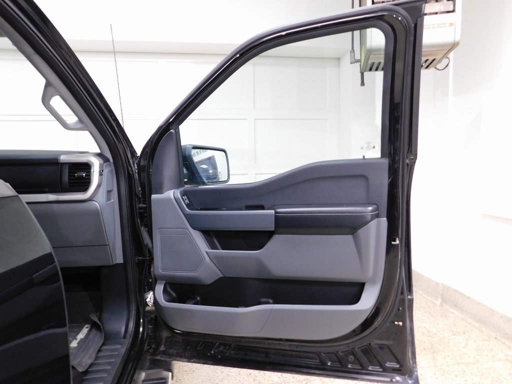 Ford F-150 XLT SuperCrew 5.5-ft. Bed 4WD 2023