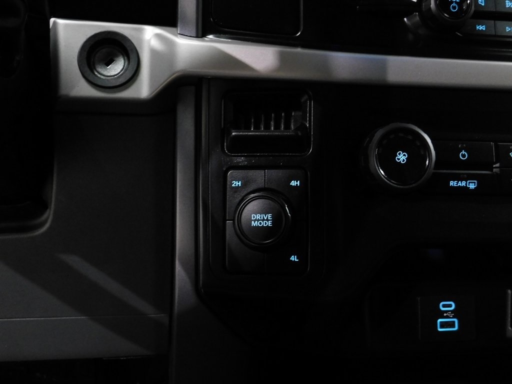 Ford F-150 XLT SuperCrew 5.5-ft. Bed 4WD 2023