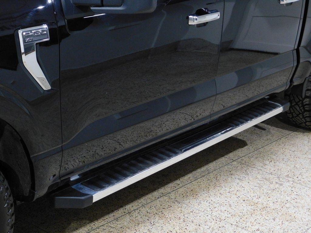 Ford F-150 XLT SuperCrew 5.5-ft. Bed 4WD 2023