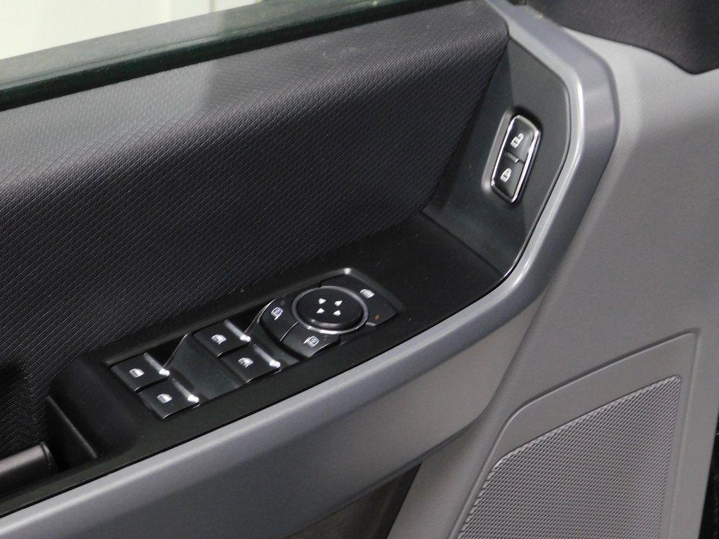 Ford F-150 XLT SuperCrew 5.5-ft. Bed 4WD 2023