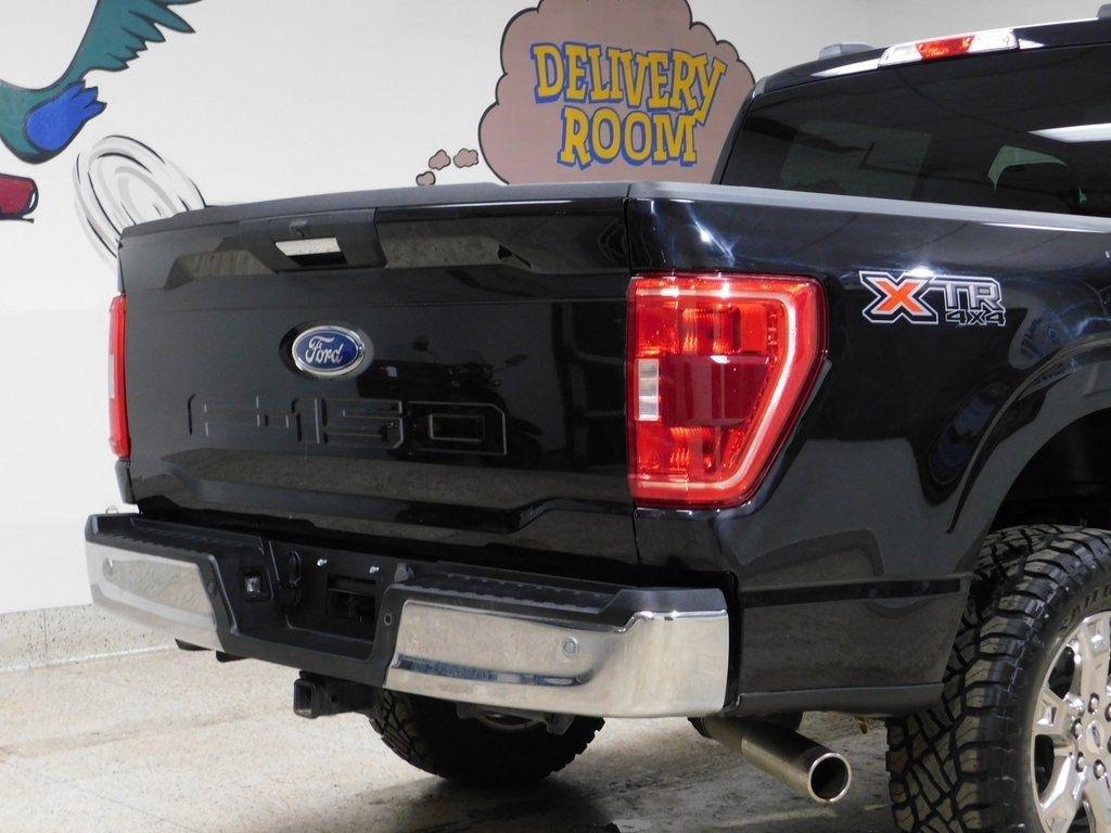 Ford F-150 XLT SuperCrew 5.5-ft. Bed 4WD 2023