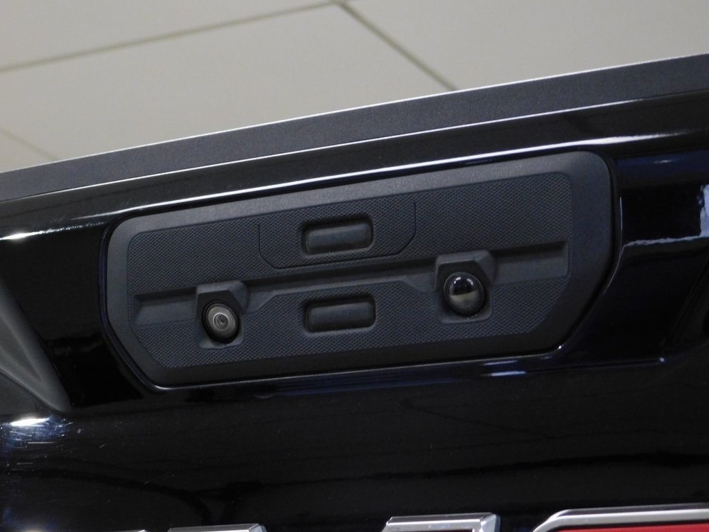 GMC Sierra 1500 AT4 Crew Cab Long Box 4WD 2020