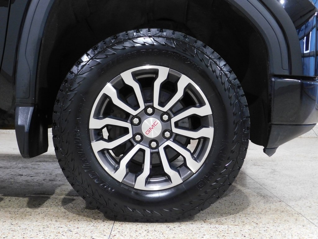 GMC Sierra 1500 AT4 Crew Cab Long Box 4WD 2020