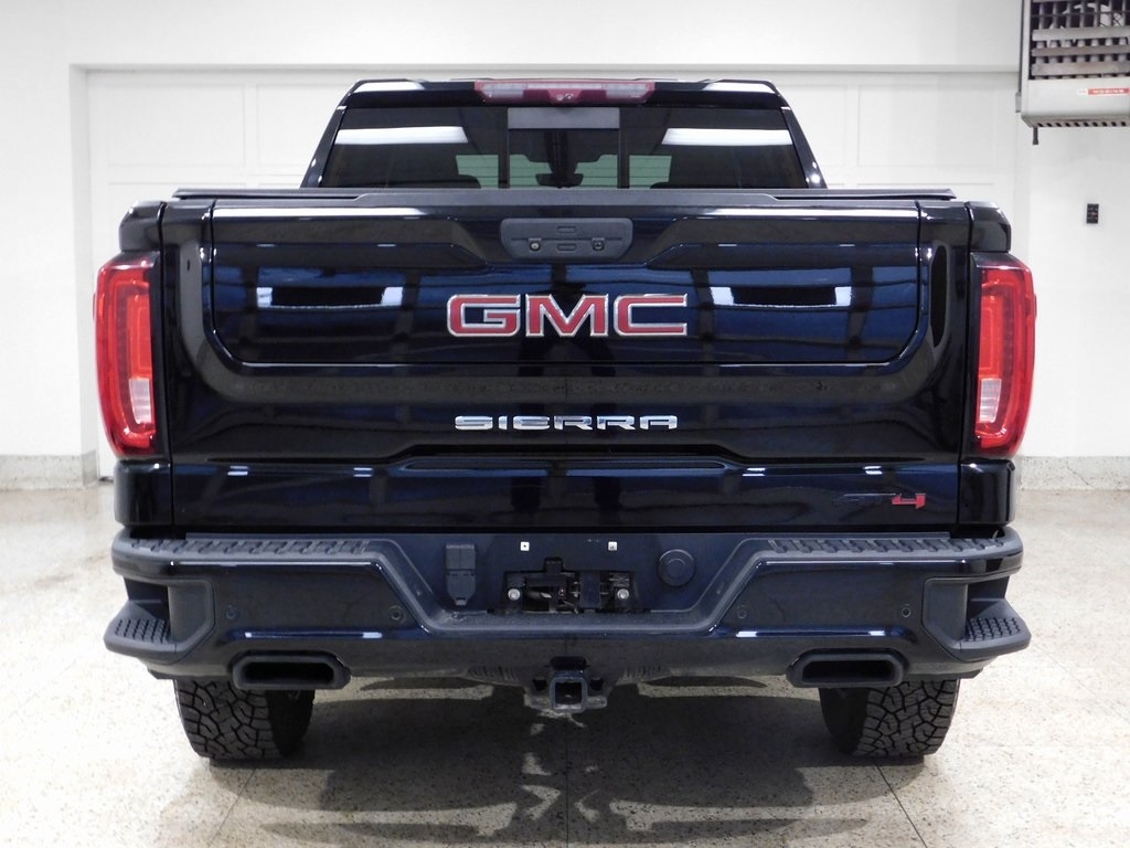 GMC Sierra 1500 AT4 Crew Cab Long Box 4WD 2020