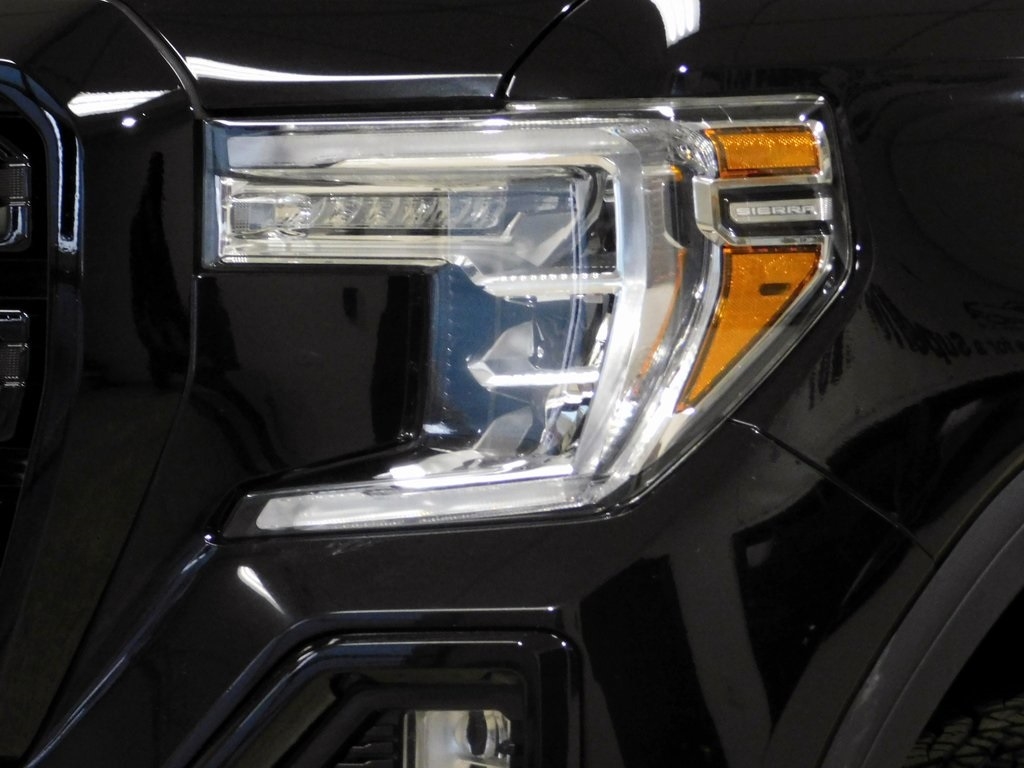 GMC Sierra 1500 AT4 Crew Cab Long Box 4WD 2020