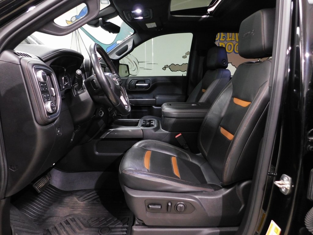 GMC Sierra 1500 AT4 Crew Cab Long Box 4WD 2020