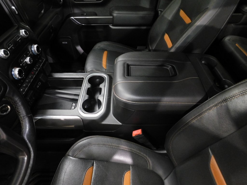 GMC Sierra 1500 AT4 Crew Cab Long Box 4WD 2020