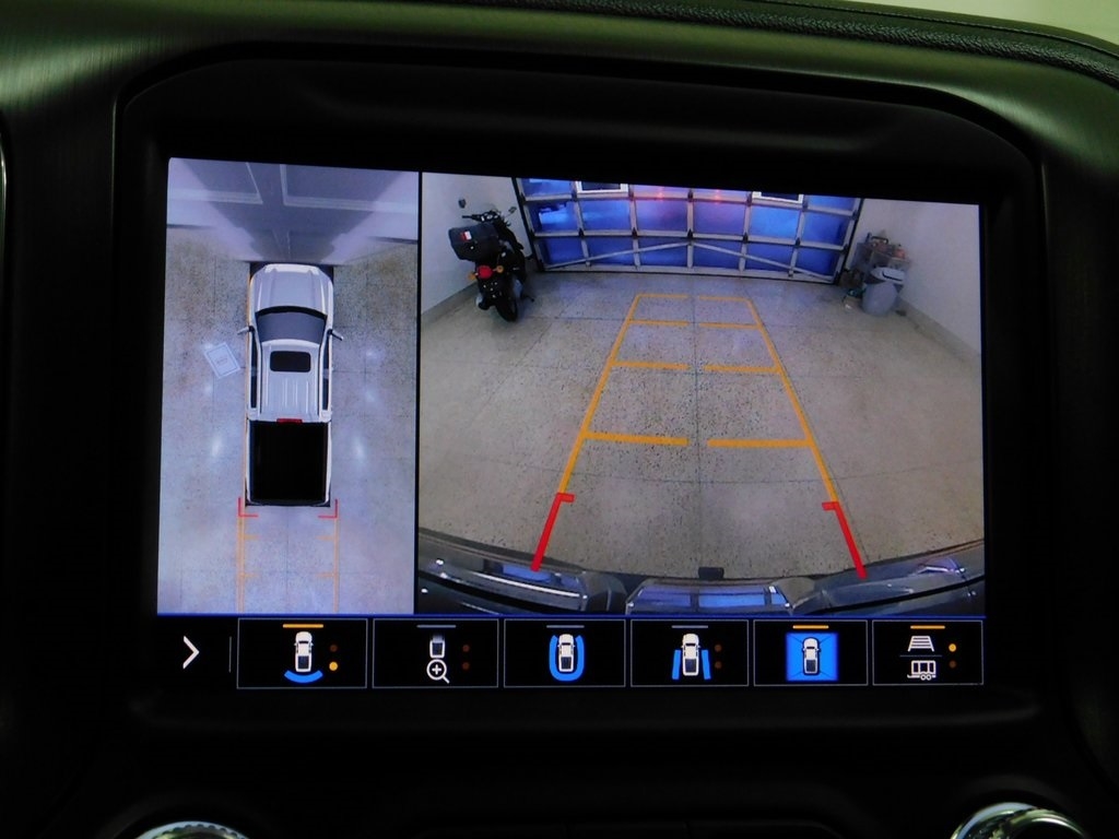 GMC Sierra 1500 AT4 Crew Cab Long Box 4WD 2020