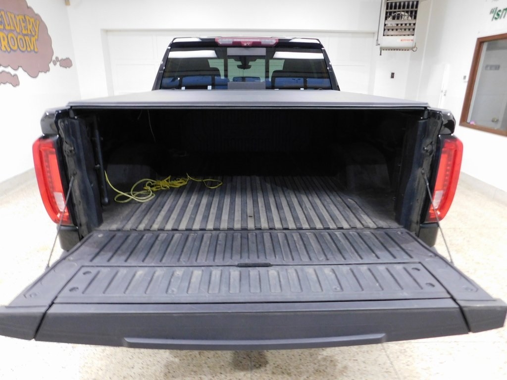 GMC Sierra 1500 AT4 Crew Cab Long Box 4WD 2020