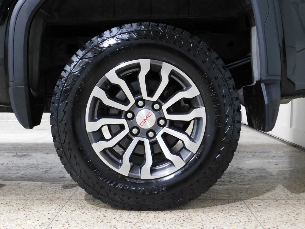 GMC Sierra 1500 AT4 Crew Cab Long Box 4WD 2020