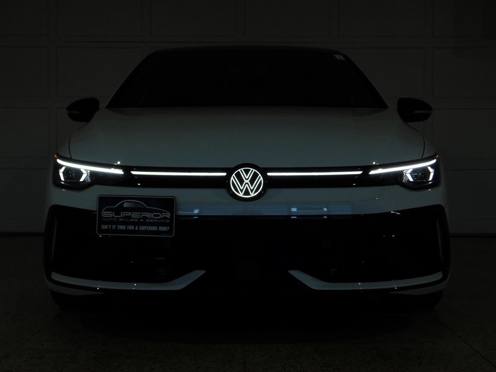 Volkswagen Golf R  2025