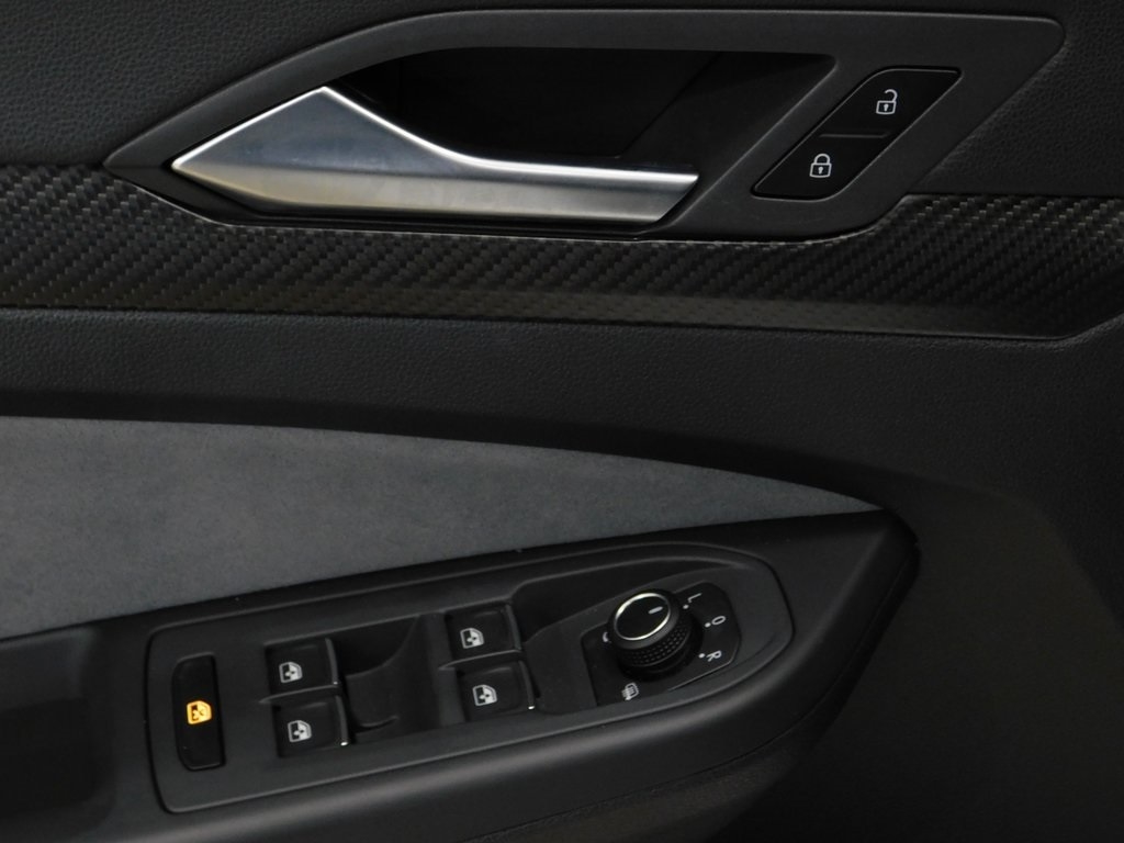 Volkswagen Golf R  2025