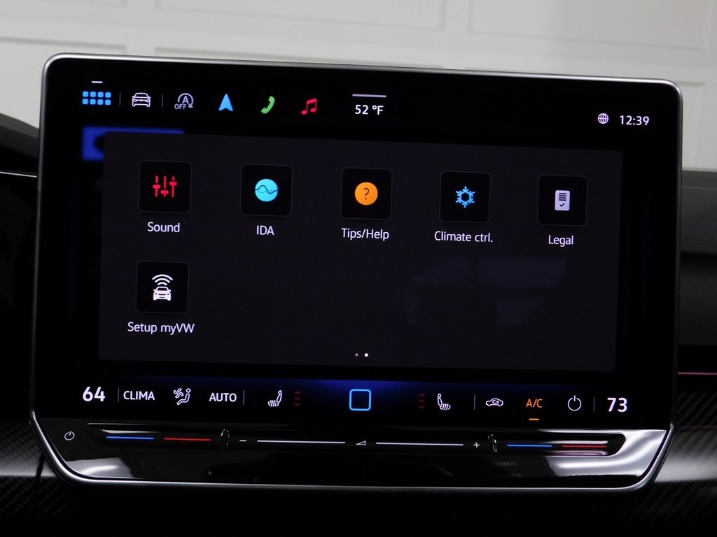 Volkswagen Golf R  2025