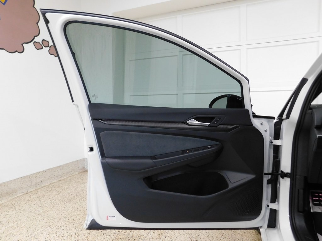 Volkswagen Golf R  2025