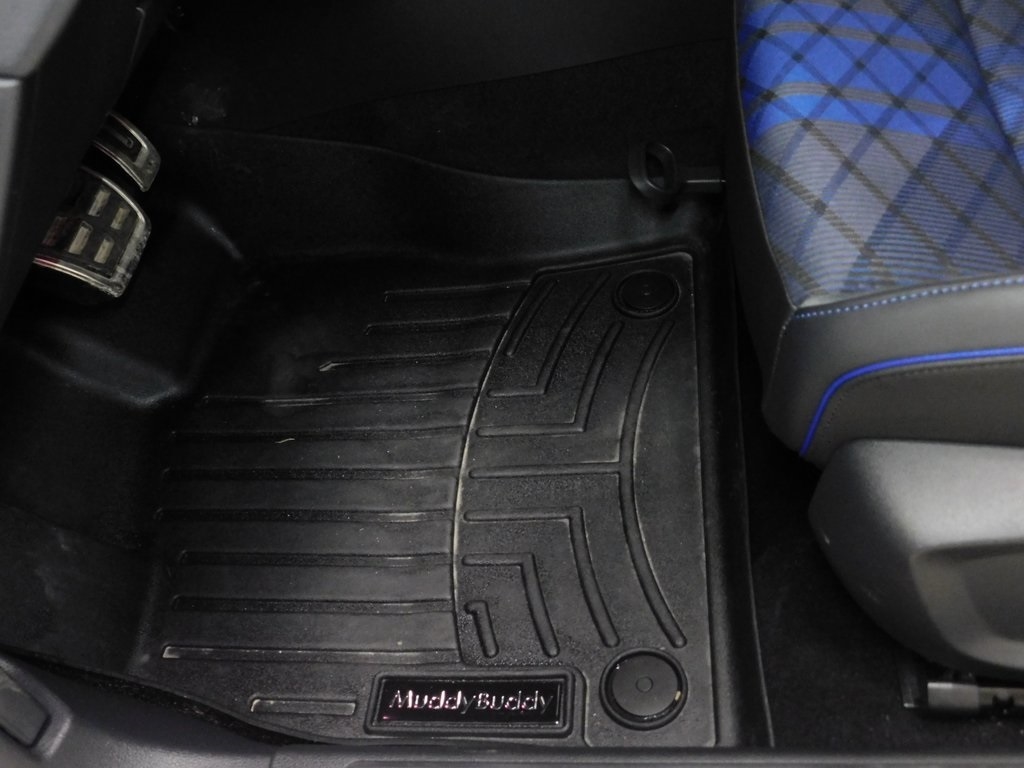 Volkswagen Golf R  2025