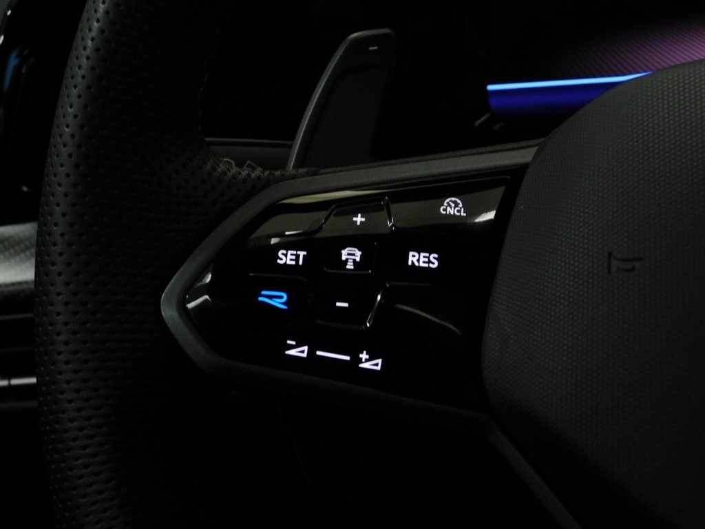 Volkswagen Golf R  2025