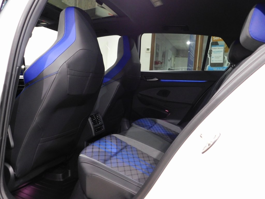 Volkswagen Golf R  2025