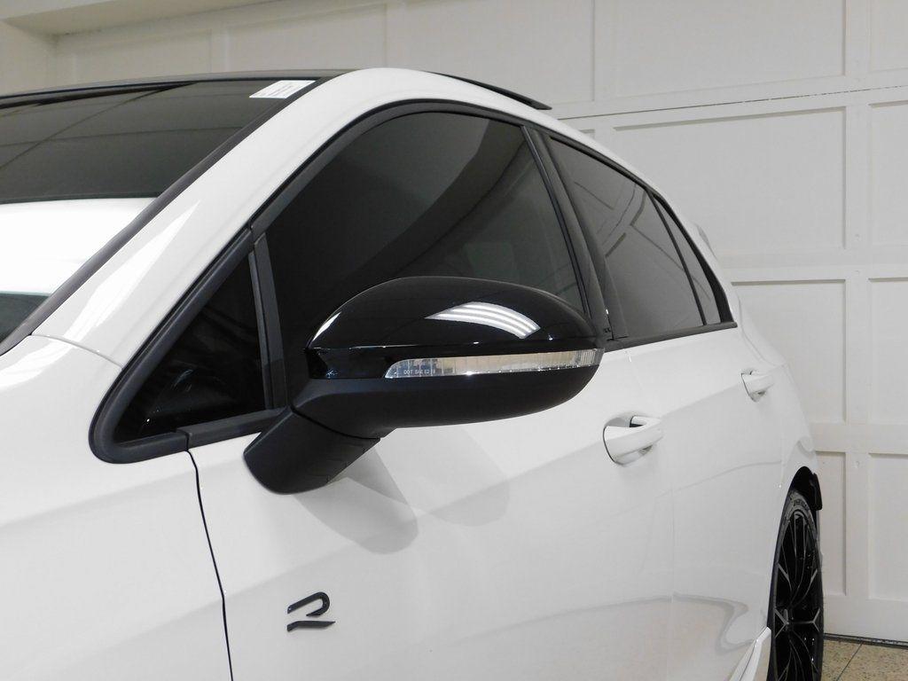 Volkswagen Golf R  2025