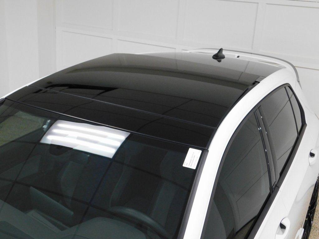 Volkswagen Golf R  2025