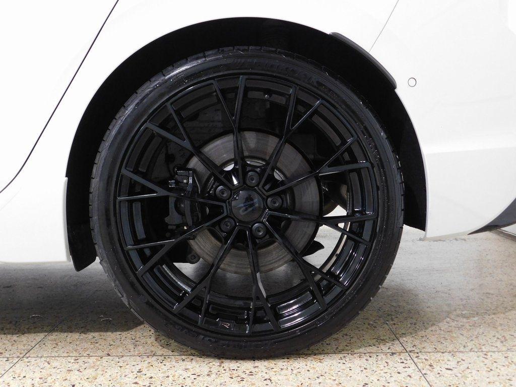 Volkswagen Golf R  2025