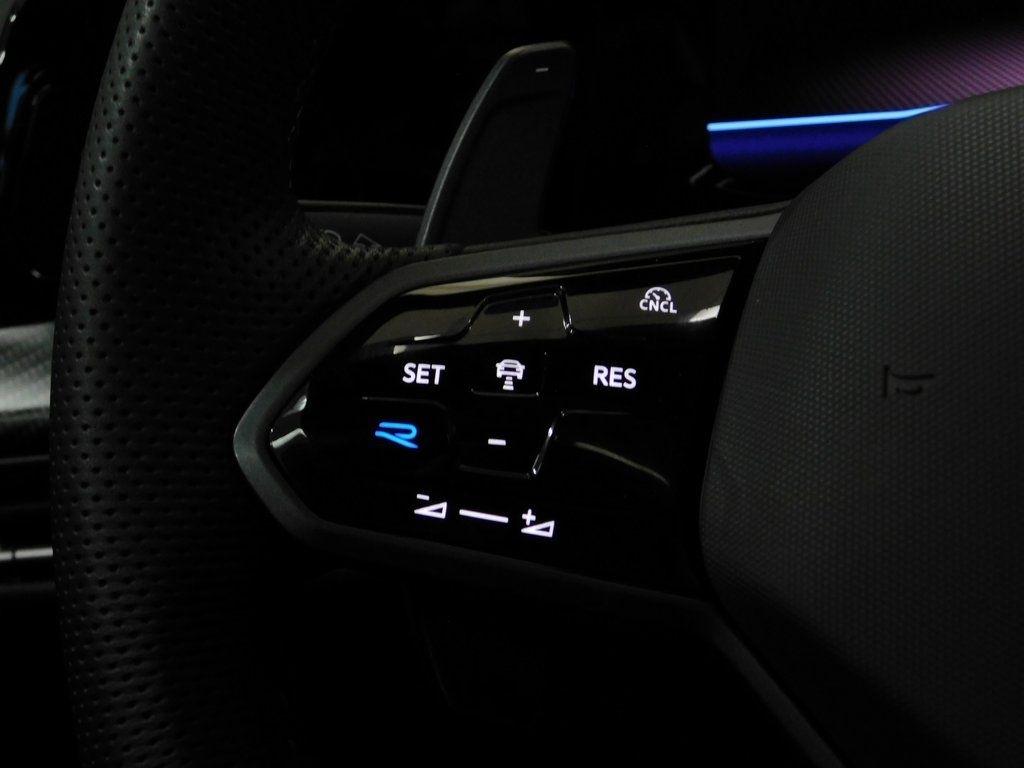 Volkswagen Golf R  2025