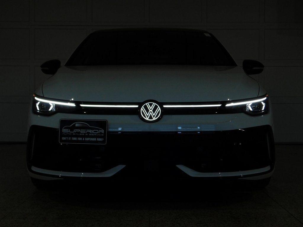 Volkswagen Golf R  2025