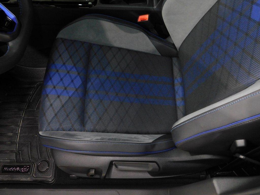 Volkswagen Golf R  2025