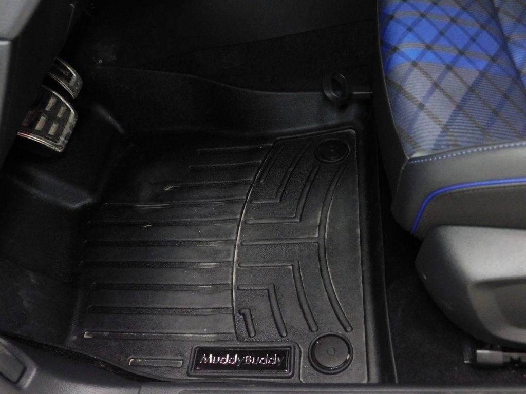 Volkswagen Golf R  2025