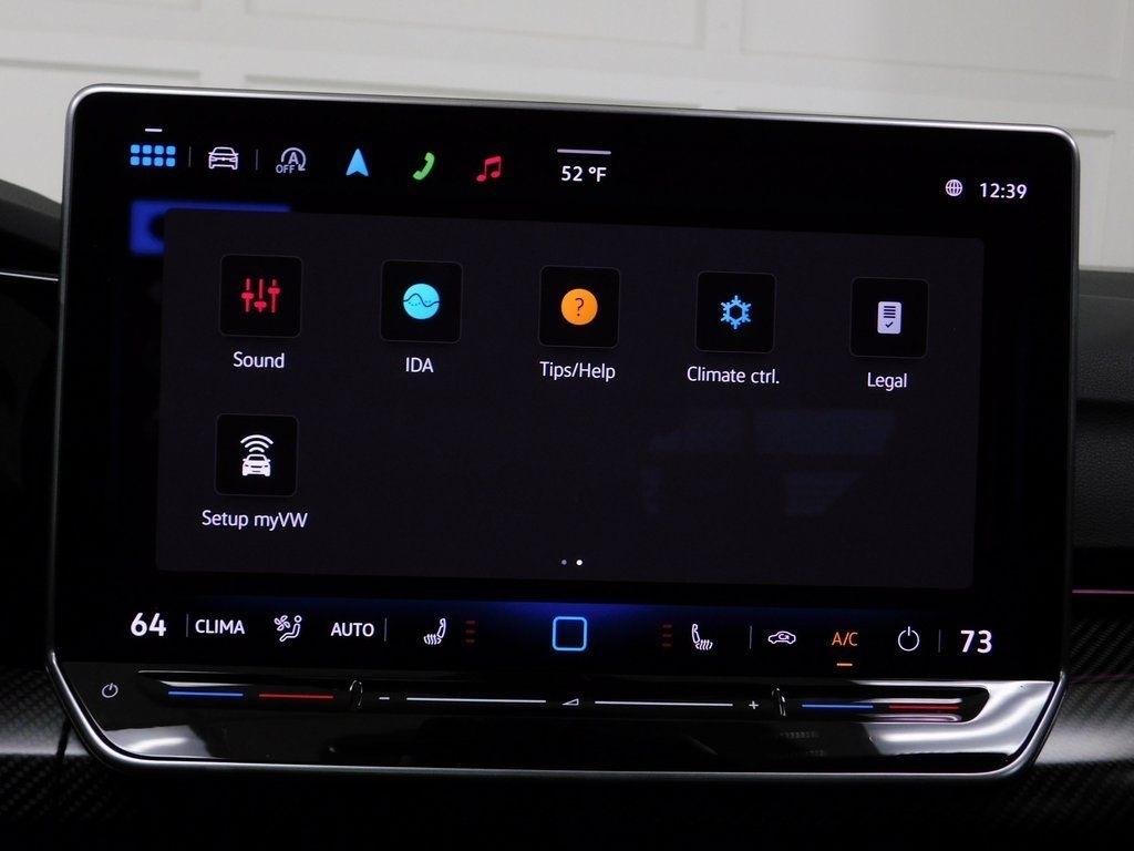 Volkswagen Golf R  2025