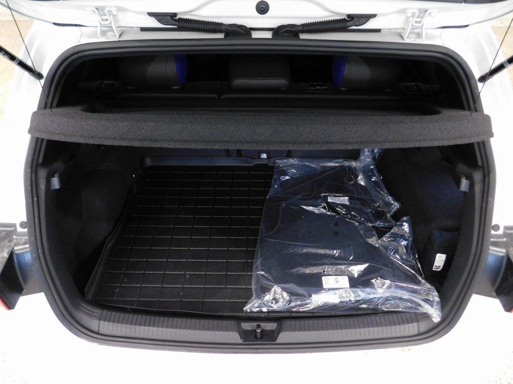 Volkswagen Golf R  2025