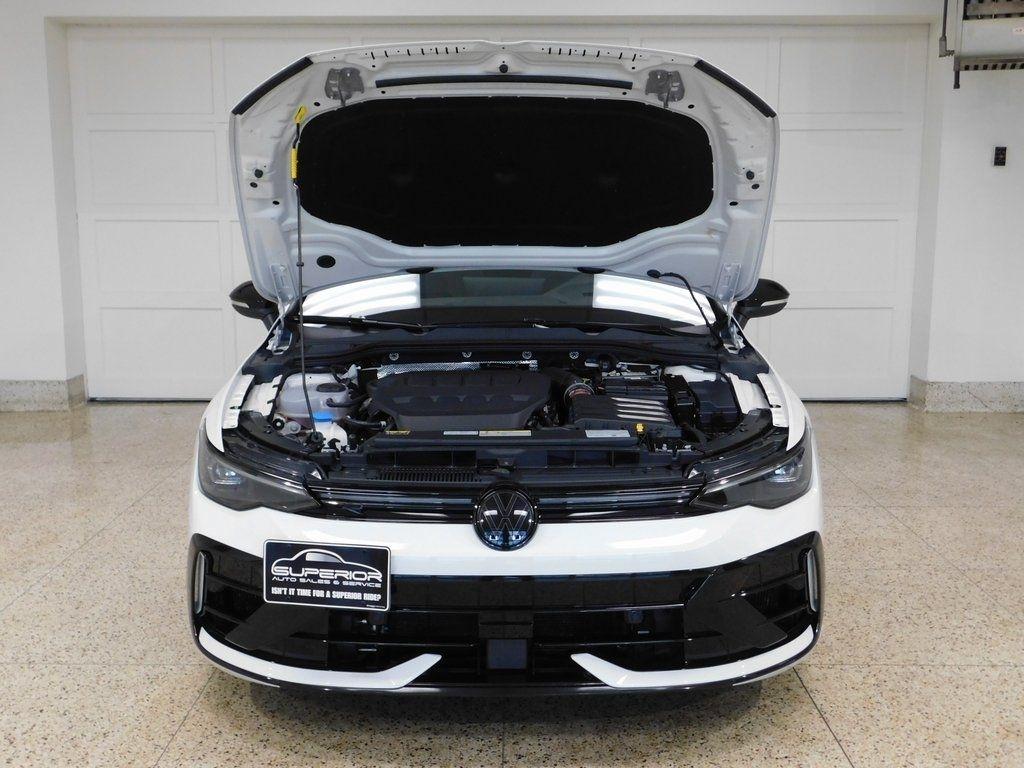 Volkswagen Golf R  2025