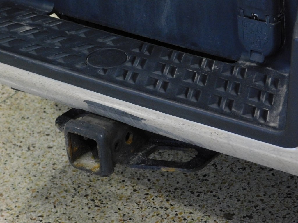 Nissan Titan SV Crew Cab 4WD 2017