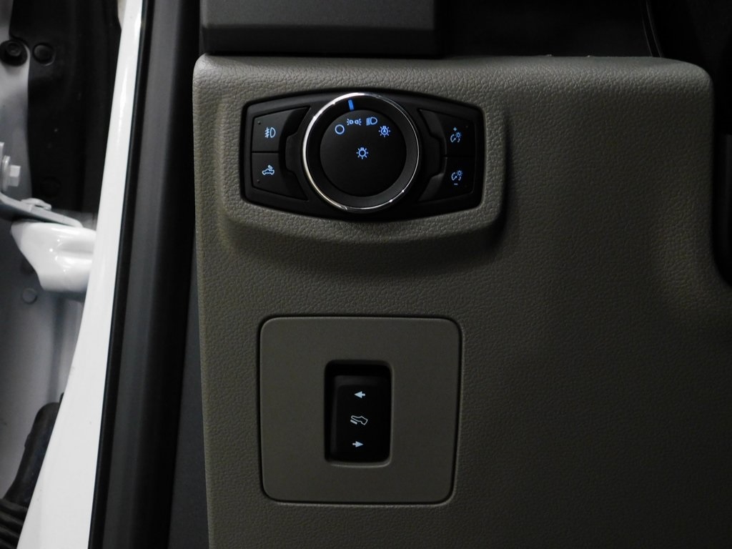 Ford F-150 XLT SuperCrew 6.5-ft. Bed 4WD 2015