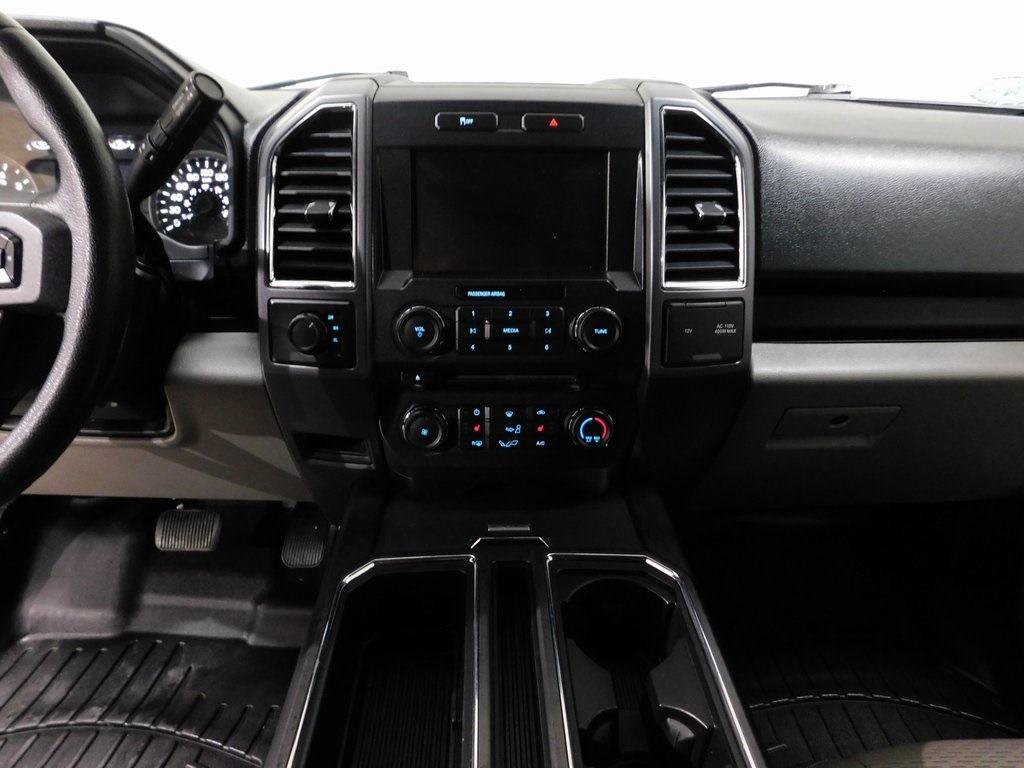 Ford F-150 XLT SuperCrew 6.5-ft. Bed 4WD 2015