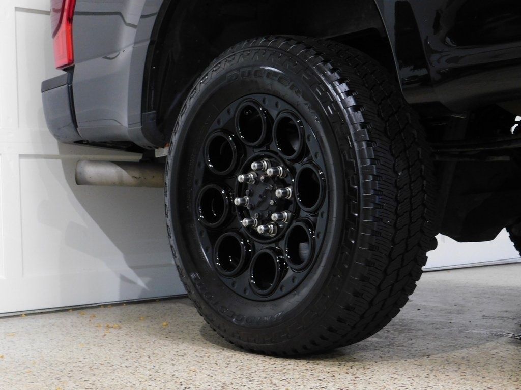 Ford F-250 SD Lariat Crew Cab 4WD 2022