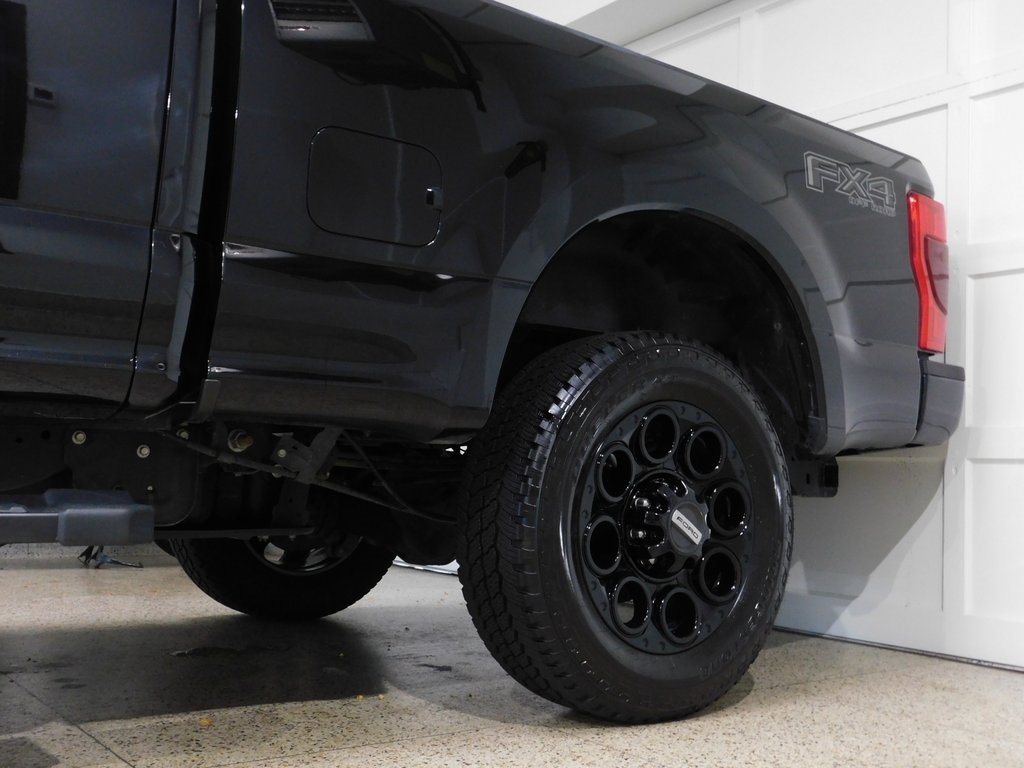 Ford F-250 SD Lariat Crew Cab 4WD 2022