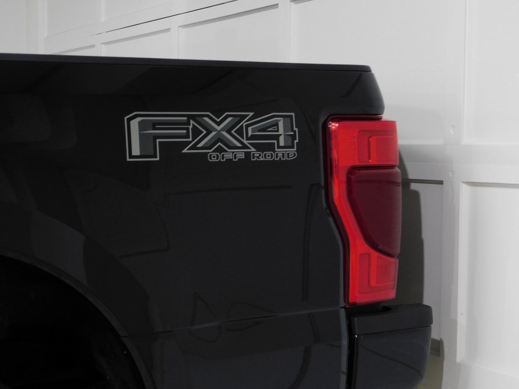 Ford F-250 SD Lariat Crew Cab 4WD 2022