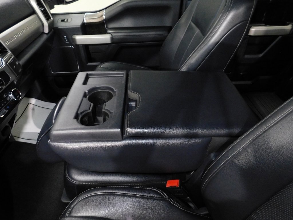 Ford F-250 SD Lariat Crew Cab 4WD 2022