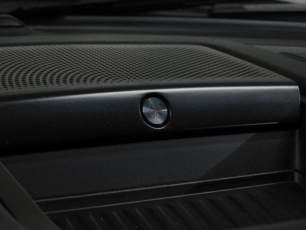 Ford F-250 SD Lariat Crew Cab 4WD 2022