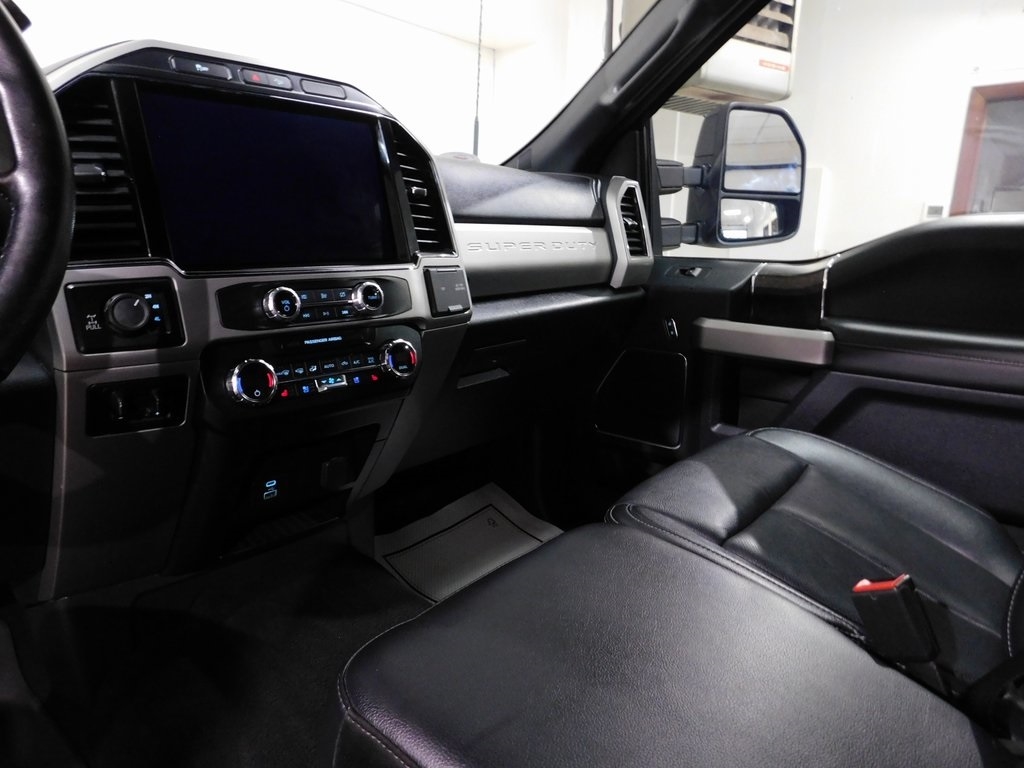 Ford F-250 SD Lariat Crew Cab 4WD 2022