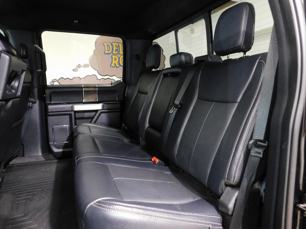 Ford F-250 SD Lariat Crew Cab 4WD 2022