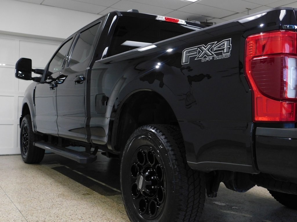 Ford F-250 SD Lariat Crew Cab 4WD 2022